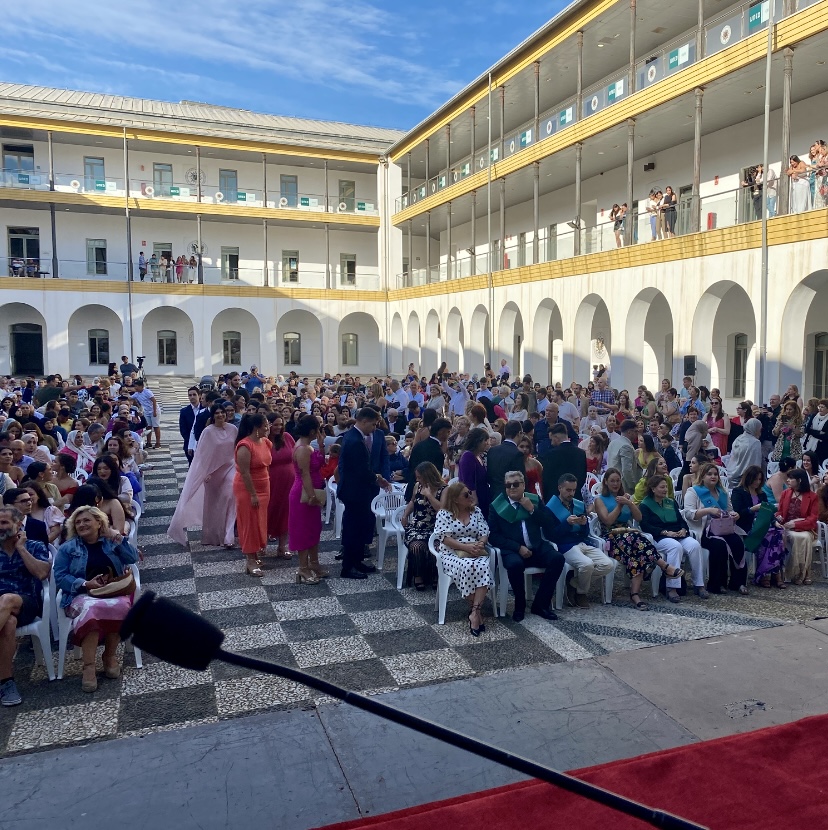 Acto de Graduación de Estudiantes de la promoción 2021-2025 Acto de Graduación de Estudiantes de la promoción 2021-2025